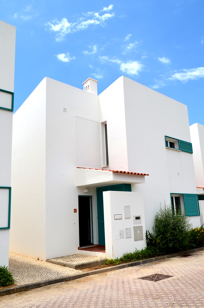 Excellent 2-Bedrooms townhouse in Prainha beach to rent