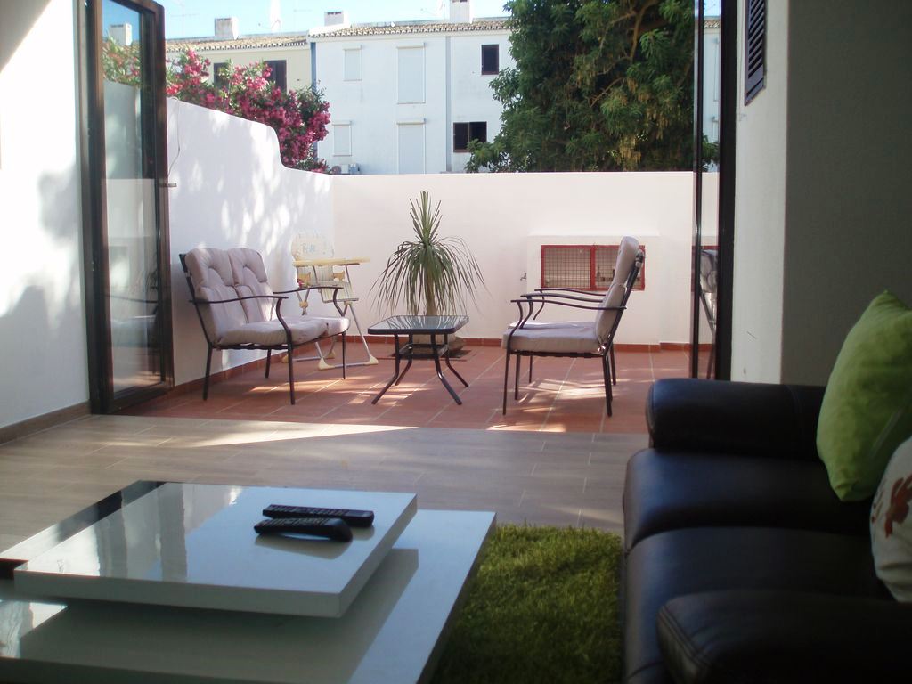 Prime Location 3-Bedroom Apartment in vilamoura for rent