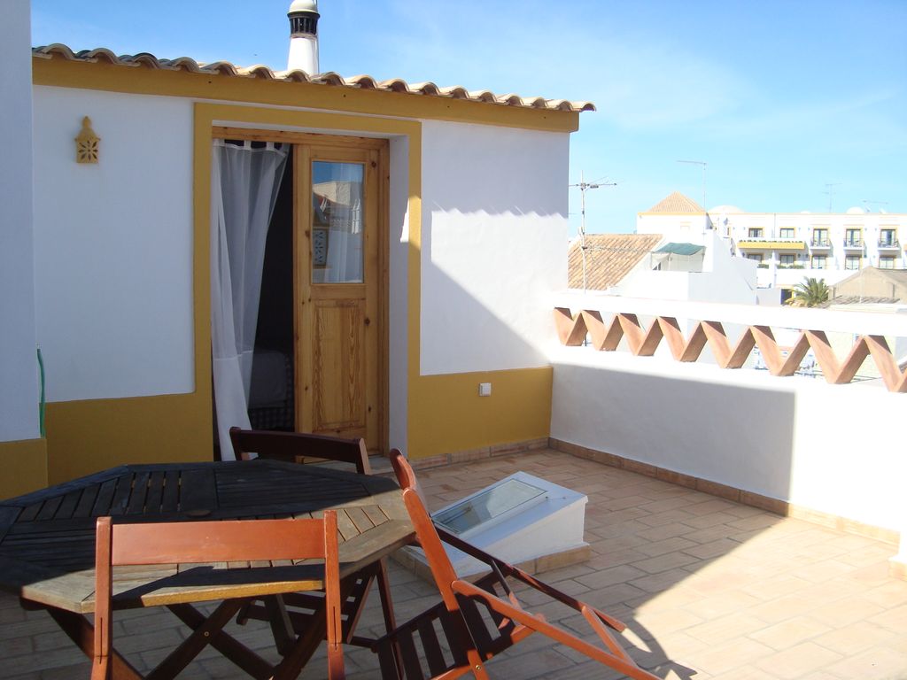 2-Bedroom Typical House Tavira Centre to rent