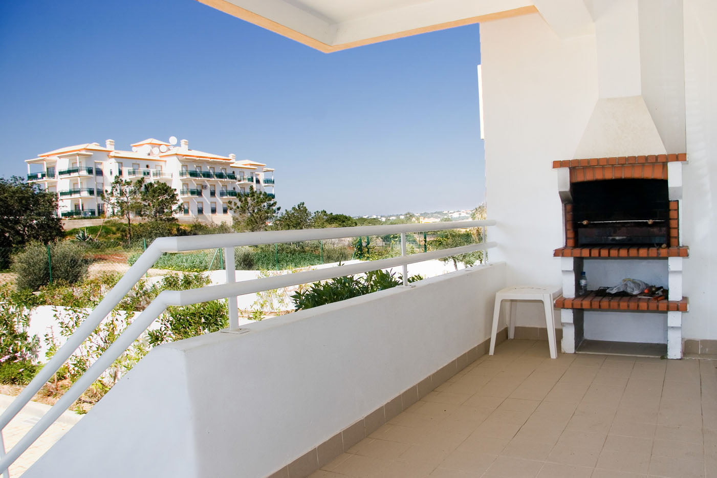 500 meters from the beach galé rent