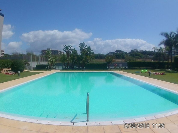Lovely Spacious 2-bedroom apartment in Quarteira to rent