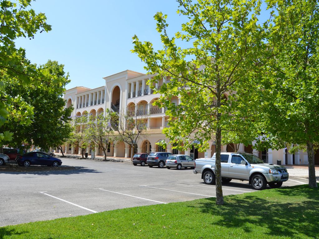 Excellent 3-bedroom apartment near the beach and marina in Vilamoura rent