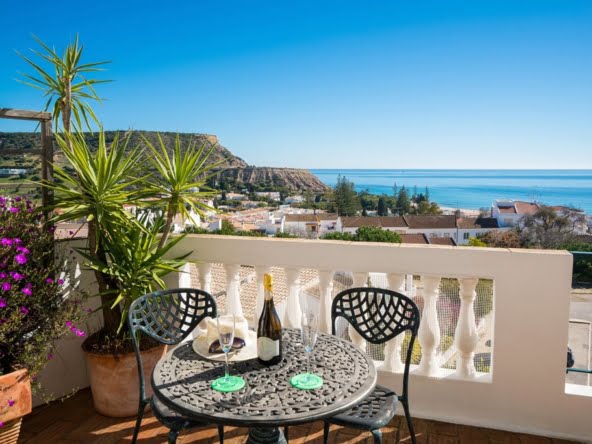 Stunning sea views apartment in Luz to rent