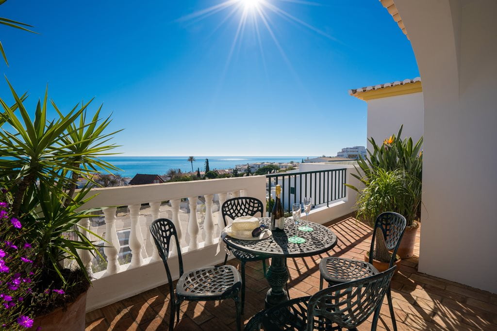 Stunning sea views apartment in Luz to rent