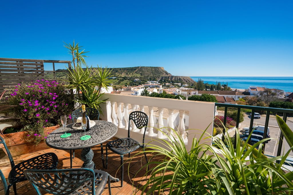 Stunning sea views apartment in Luz to rent