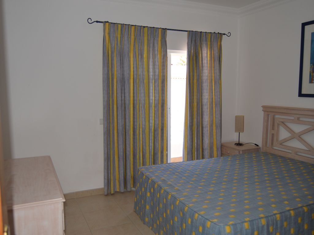 3-bedroom townhouse in Manta Rota rent