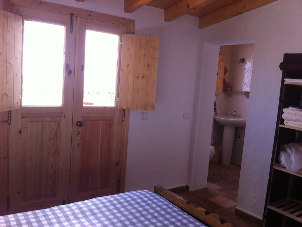 2-Bedroom Typical House Tavira Centre to rent