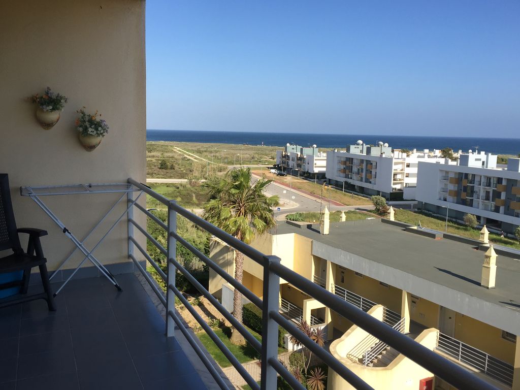 Stunning Sea and Lagos Views 1 or 2-Bedroom Apartment for rent