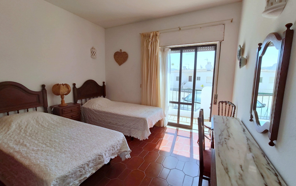 Traditional 2-bedrooms apartment in Luz to rent