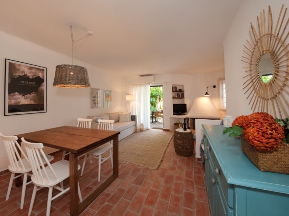 Beautiful 2-bedroom apartment in Albufeira resort to rent
