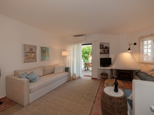 Beautiful 2-bedroom apartment in Albufeira resort to rent