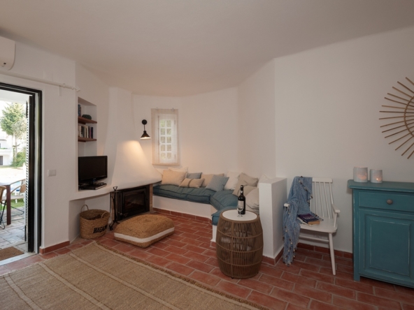 Beautiful 2-bedroom apartment in Albufeira resort to rent