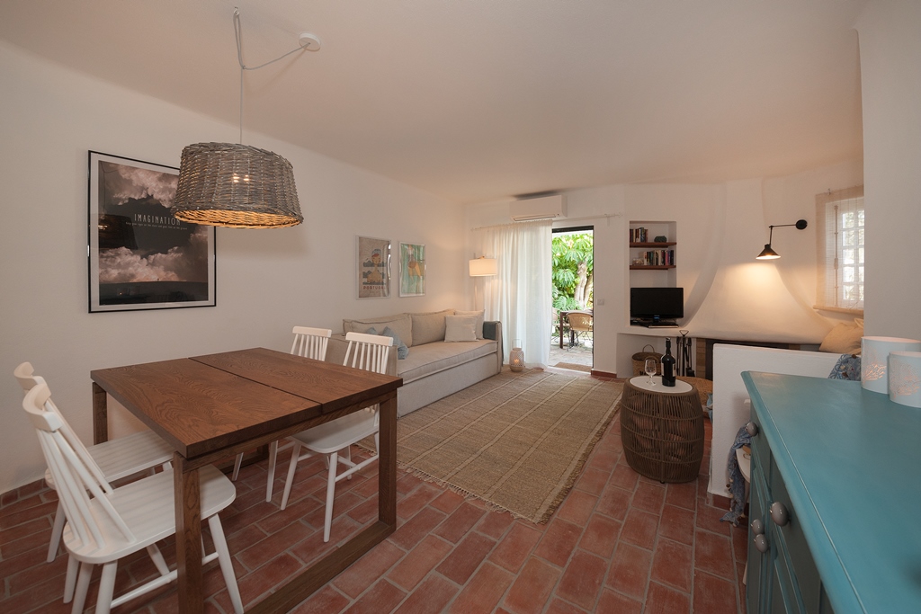 Beautiful 2-bedroom apartment in Albufeira resort to rent