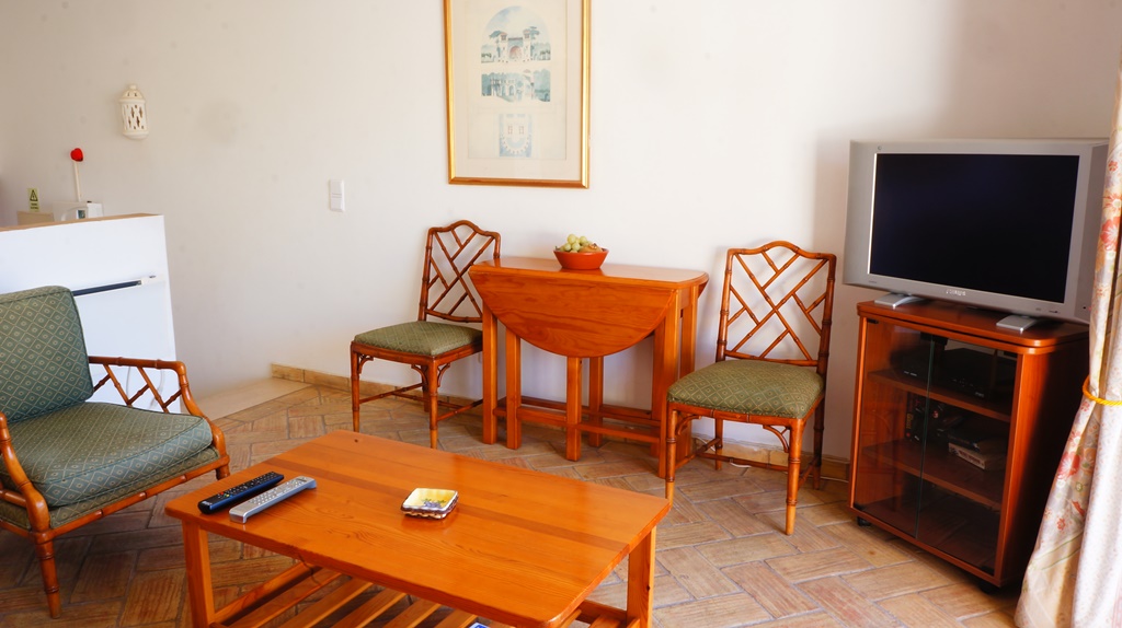 1 and 2-bedroom cottages in the heart of Praia da Luz to rent