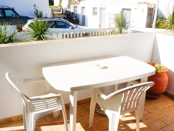 1 and 2-bedroom cottages in the heart of Praia da Luz to rent