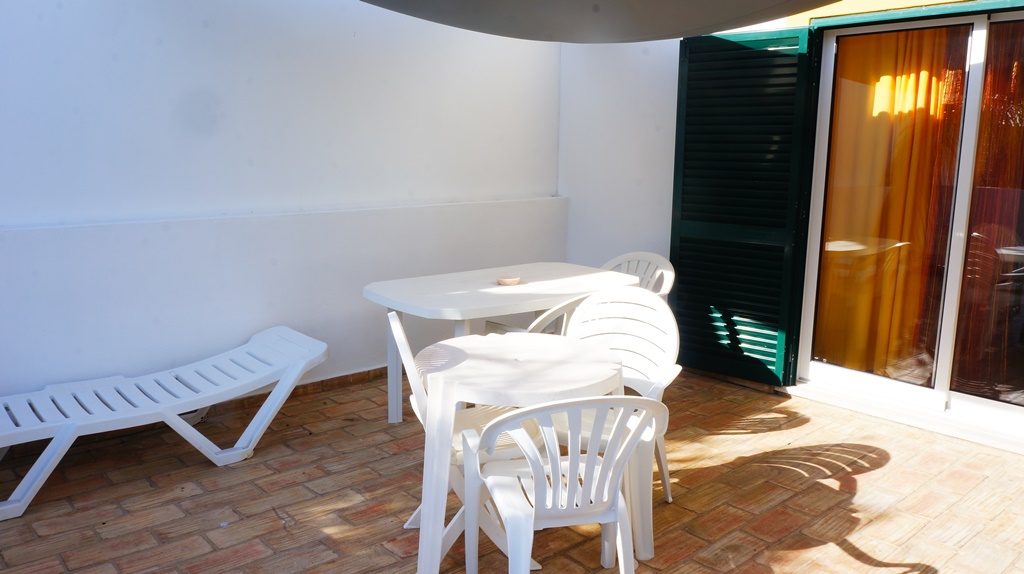 1 and 2-bedroom cottages in the heart of Praia da Luz to rent