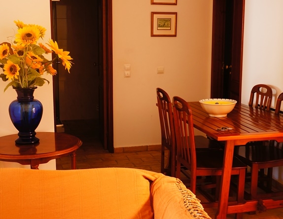 1 and 2-bedroom cottages in the heart of Praia da Luz to rent
