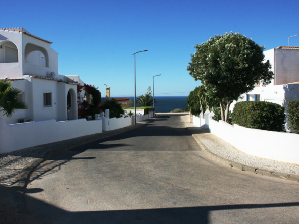carvoeiro apartment t2 for rent