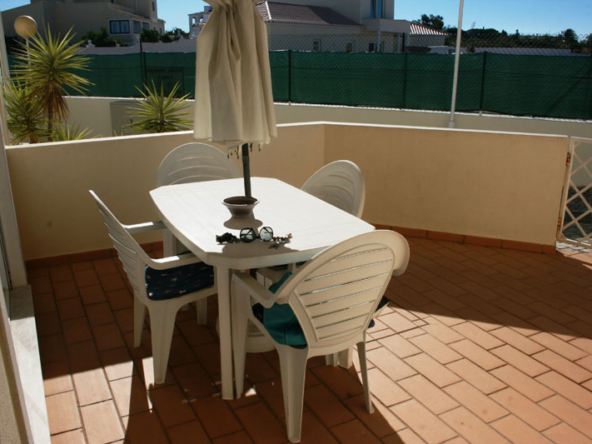 carvoeiro apartment t2 for rent