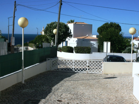 carvoeiro apartment t2 for rent
