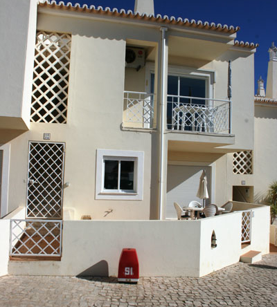 carvoeiro apartment t2 for rent