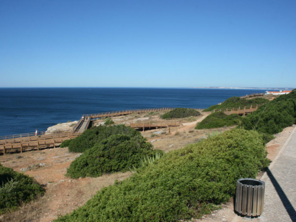 carvoeiro apartment t2 for rent