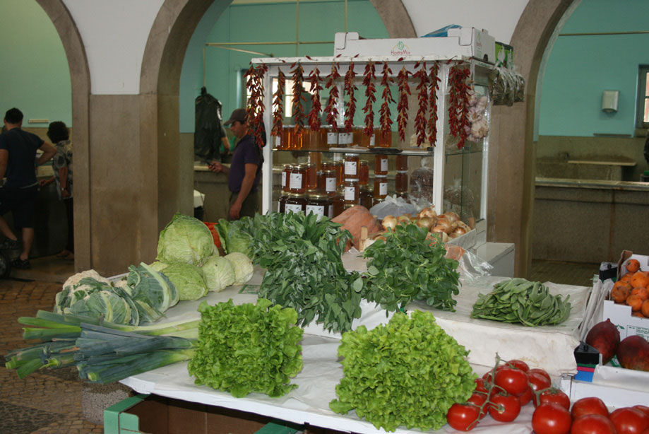 Piri-piri, freshly picked veg, and local honey at the indoor market