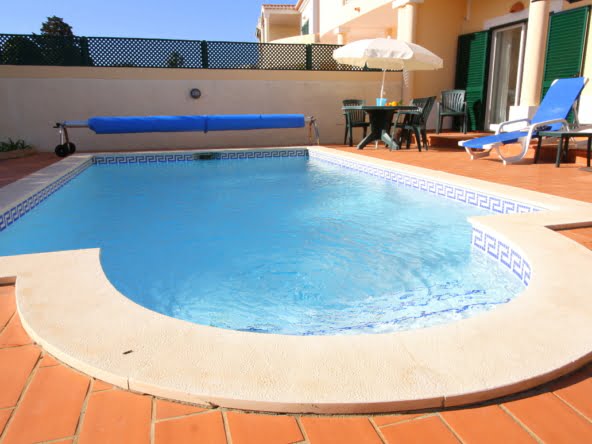 Luxury semi-detached villa in Praia da Luz rent
