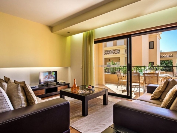 Stunning 2-bedroom apartment near the beach in Luz for rent