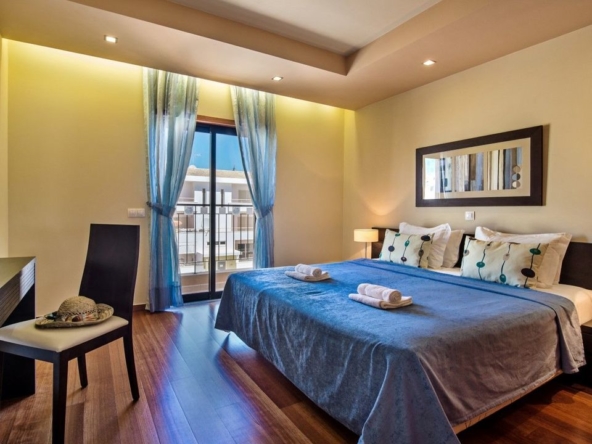 Stunning 2-bedroom apartment near the beach in Luz for rent