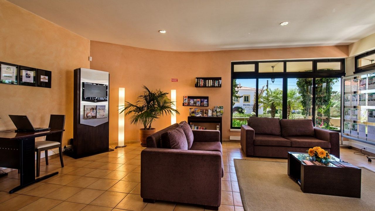 Stunning 2-bedroom apartment near the beach in Luz for rent
