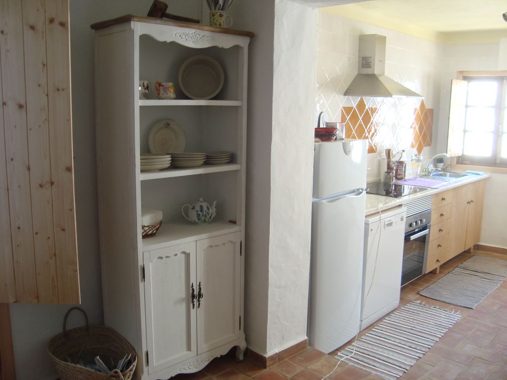 2-Bedroom Typical House Tavira Centre to rent