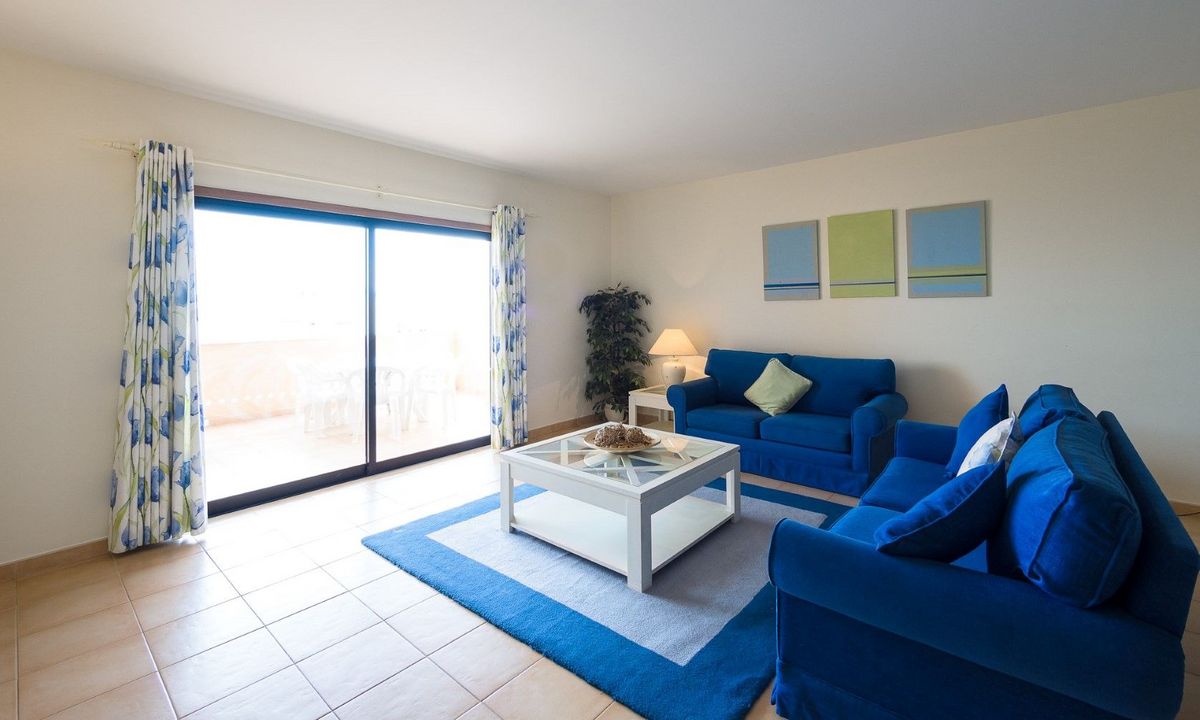 Spacious 2-bedroom apartments in the heart of Luz for rent