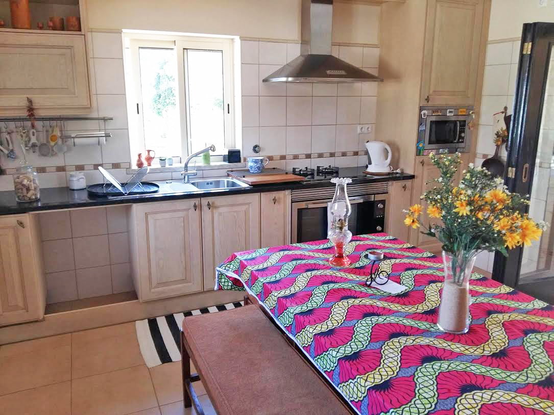 Beautiful 3-bedrooms countryside villa to rent