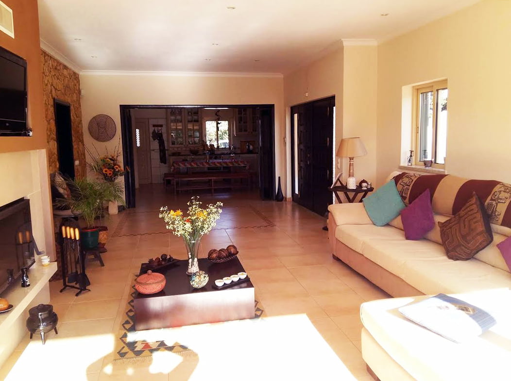 Beautiful 3-bedrooms countryside villa to rent