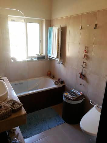 Beautiful 3-bedrooms countryside villa to rent